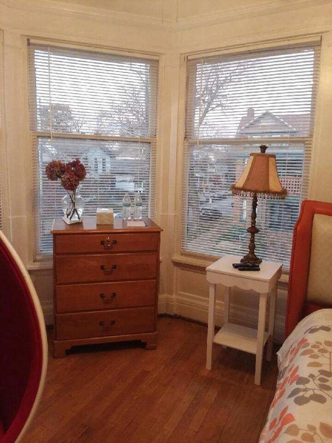 5 Star Victorian Mansion-Downtown No Locals Bed & Breakfast Erie Exterior photo